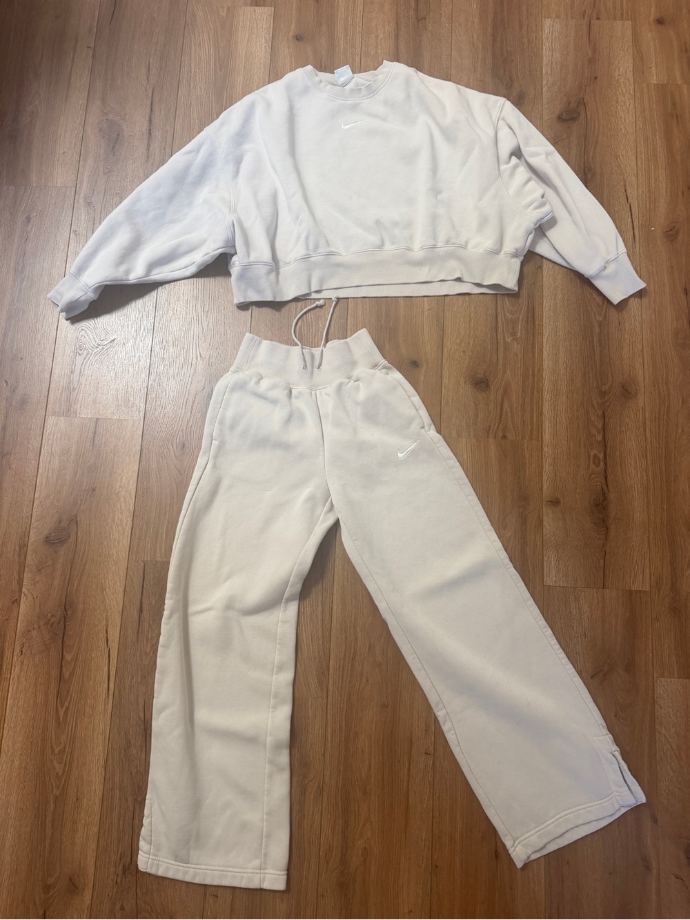 Nike Cream Wide-Leg Sweatpants with Matching Cropped Sweatshirt Set, top-Med